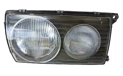 Mercedes-Benz W123 Headlight Right OSF 117779 • $168