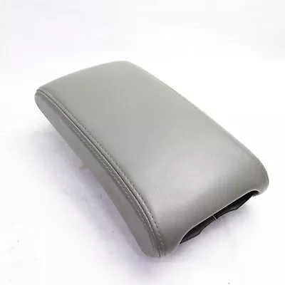 08 09 10 11 12 Chevrolet Malibu Center Console LID Arm Rest Armrest GRAY OEM • $51.75