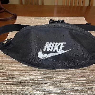 Nike Fanny Pack Men's Belt Bag Black • $7.50