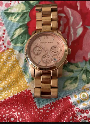 Michael Kors Rose Gold Watch • £28.95