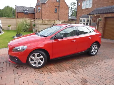 £8995 • Buy Volvo V40 Cross Country 2.0 Diesel Lux Automatic £20 Road Tax Euro 6 46k FSH