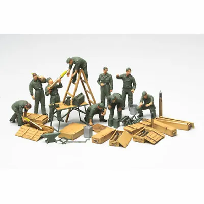 TAMIYA 32547 WWII German Tank Maintenance Crew Set 1:48 Military Model Kit • £13.91