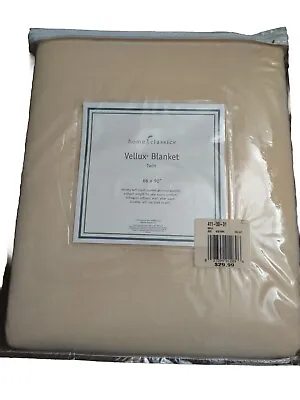 NEW  VELLUX Twin Velvety Blanket Ivory 66” X 90”  100% Nylon On Foam Insultion  • $23.49