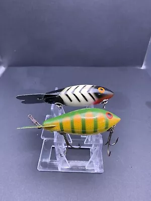 Vintage Fishing Lure Lot! Old Wood Bombers! A Texas Bait! Eye Catching Colors! • $6.49