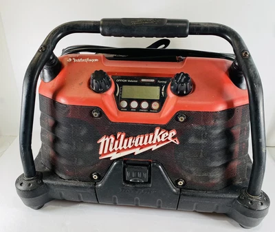$49.45 • Buy MILWAUKEE Heavy Duty Job Site Radio Rockford Fosgate AM FM AUX Clock