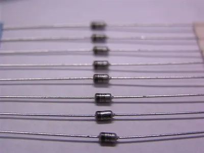 25 Original Motorola 1N962B 11V 400mW Silicon Zener Diodes DO-35 • $9.99