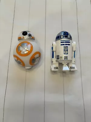 R2d2 And Bb-8 Nightlight. BB-8 Is Light Activated And R2-D2 Can Change Colors • $7