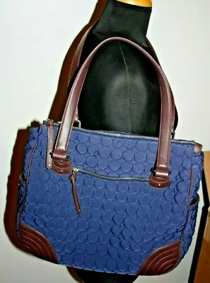 Vera Bradley Wildwood Park Quilted Navy Large Shoulder Bag W/leather 16x10x3 VGC • $32.95