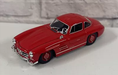 *BRAND NEW* Welly 1:24 Diecast Car Mercedes-Benz 300SL Red • $29.95