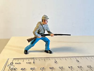 Civil War Confederate Plastic Soldier Charging With Rifle. • $4.50