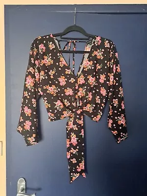 Miss Selfridge. Black Floral Kimono Sleeve Top. Size 10 • £3