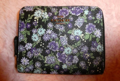 £34.99 • Buy COACH £75.00 Canvas & Leather Zip Wallet Purse. Black FLORAL Posey Cluster. NEW!