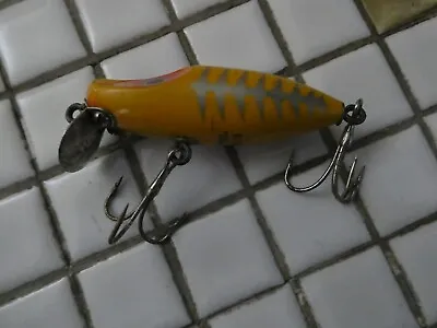 Vintage Millsite Wig Wag Lure 2-1/2  1/4 Ounce Used Yellow/ Silver Ladderback • $6.99