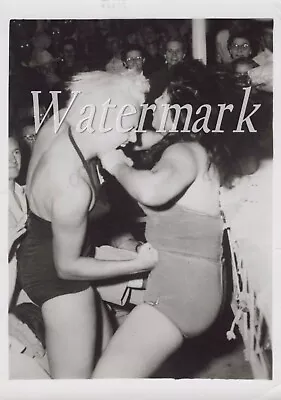 Vintage Wrestling Women Original Photos B&W Original Print 5  X 7  • $45.50