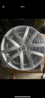  HSV VE Mag Wheel Rim E2 Clubsport R8 19  X 9.5  REAR Silver Holden NOS • $250