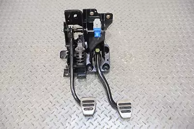 2015-2021 Ford Mustang GT Hydraulic Clutch & Brake Pedal Assembly OEM • $224