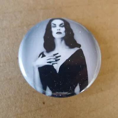 VAMPIRA Pinback Button PIN Maila Nurmi HORROR Elizabeth Syrjäniemi CULT • $6