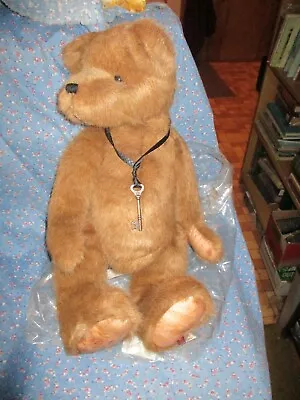 NIBag (Open Pics) Boyds   Head Bean Mr. Hutchinson W/Key  21  Bear  #93759V • $39.99