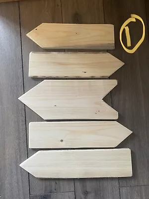 £15.99 • Buy 5x Wooden Direction Arrows Wedding Party Easter Christmas Halloween Hen Party