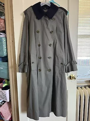 Vintage BURBERRYS BURBERRY Trench Coat Removable Wool Lining Size 42 Regular • $102.50