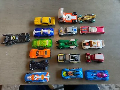 Lot Of 17 Hot Wheels Matchbox Ertl Batmobile Cars Trucks Corvette **Make Offer • $30