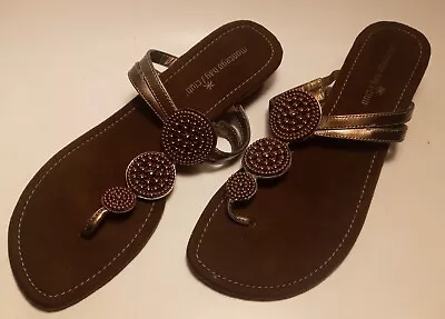 MONTEGO BAY CLUB Brown Flip Flop Thongs Flat T-Strap Sandals Shoes Womens Size 9 • $20