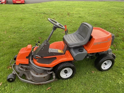 £1000 • Buy Husqvarna Rider 13c Ride On Mower Hydrostatic Drive Lawn Tractor Mulching GWO