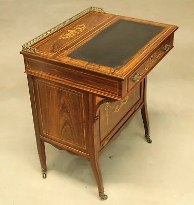 A Victorian Rosewood Davenport • £795