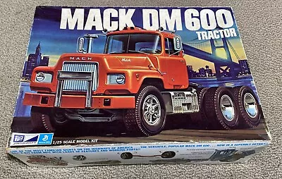 Vintage MPC #1-0854 MACK DM600 Tractor 1/25 Model Kit Complete Kit Not A Reissue • $30