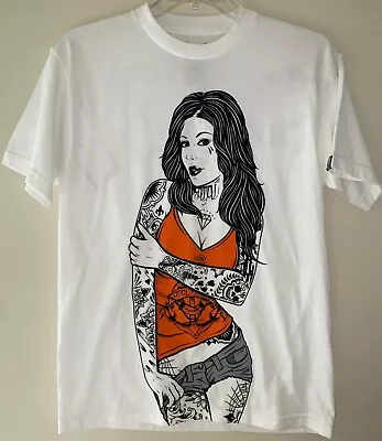 Fatal Daizy Tatoo Graphic Short Sleeve T-Shirt Tee White Men's Medium *DISPLAY* • $19.95