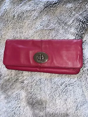 Vintage Coach Madeline Pink Turnlock Clutch • $35