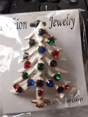 Vintage Snow Covered Hills Christmas Pin • $4.99