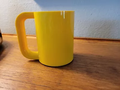 Heller MaxMug - Designed By Massimo Vignelli - Yellow - Made In USA • $8