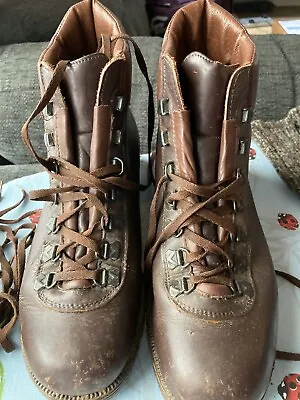 £20 • Buy Vintage Leather Hawkins  Walking Boots Made In England  Womans Size 8