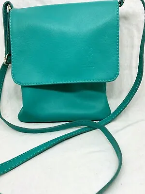 Vera Pelle Genuine Italian Leather Crossbody Bag • $10