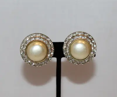 Vintage Rhinestone Faux Pearl Earrings Clip-on Round Gold Tone • $9.97