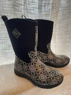 The Original Muck Boot Company Arctic Weekend Black Swirl Women's Boot Size 6 • $40