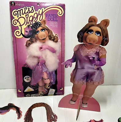 1980 Colorforms Miss Piggy Paper Doll Stand Up Outfits Wigs Muppets Kermit • $12