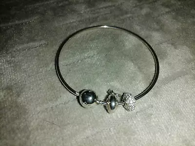 Genuine BN Pandora Moments Bracelet 19cm + Two Charms Unboxed • £20