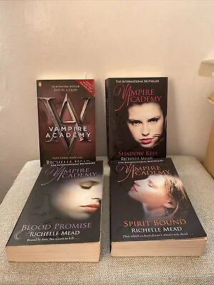 Richelle Mead Vampire Academy Series Book Bundle • £8