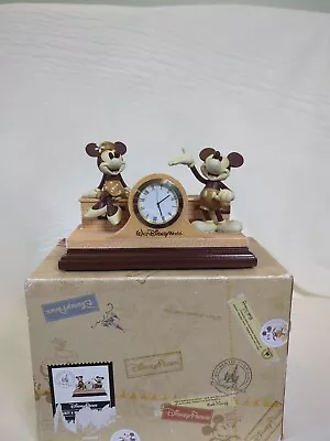 Walt Disney World Park Mickey & Minnie Mouse Mantle Desk Clock (Needs Battery) • $34.99