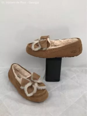 UGG Brown Fur Lined Moccasin Casual Shoe Women 6 • $21.86