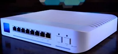 Ubiquiti Networks Enterprise 8-Port Multi-Gigabit Layer 3 PoE Switch • $500