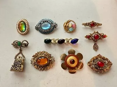 Lot Of 10 Luminescent Cabochon Brooches Pins: Gold Tone Vintage Dangles Earthy • $12.50