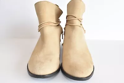 Sorel Farah Short Boots Women's Size 75 Suede Tan Leather Ankle • $45