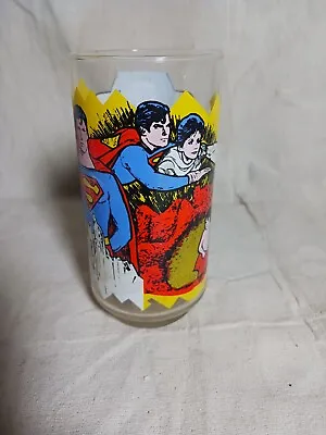 SUPERMAN Glass 1978 MOVIE PEPSI 5 1/2 Tall CAPED WONDER Bright Graphics 16oz VTG • $15.99