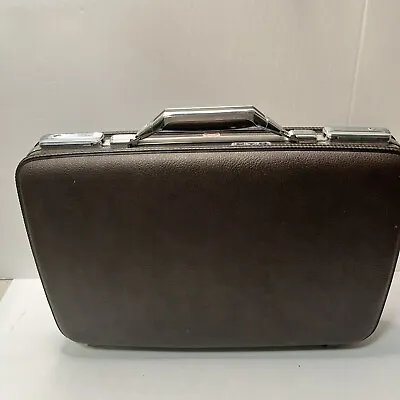 Nice Vintage Brown Hard Shell American Tourister Briefcase With Keys Rare • $35