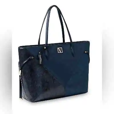 Vs Victoria Carryall Tote W/ Wallet And Credit Card Holder  • $35