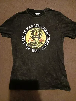 Cobra Kai Karate Kid T-Shirt Medium • £0.99