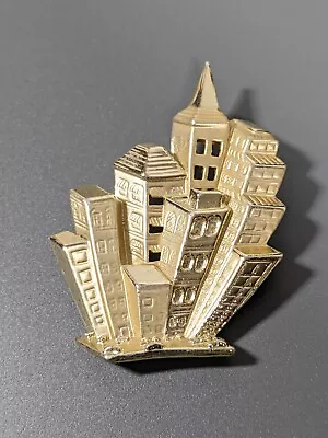 Retro City Scape Gold Tone Matte 3D Style Pin Brooch Skyscraper Building • $6.99